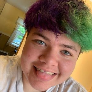 Meet your Posher, Aj